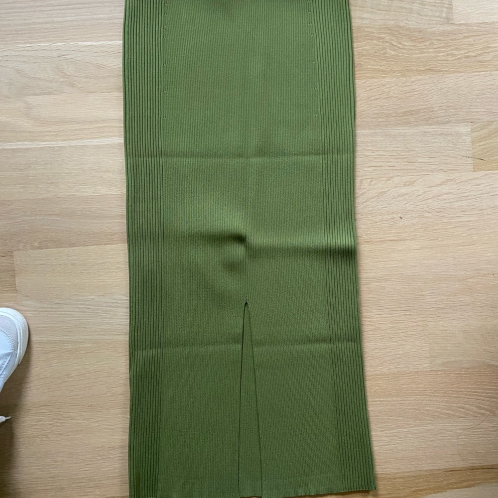 Jonathan Simkhai knit pencil skirt. Size large, color Basil (green)